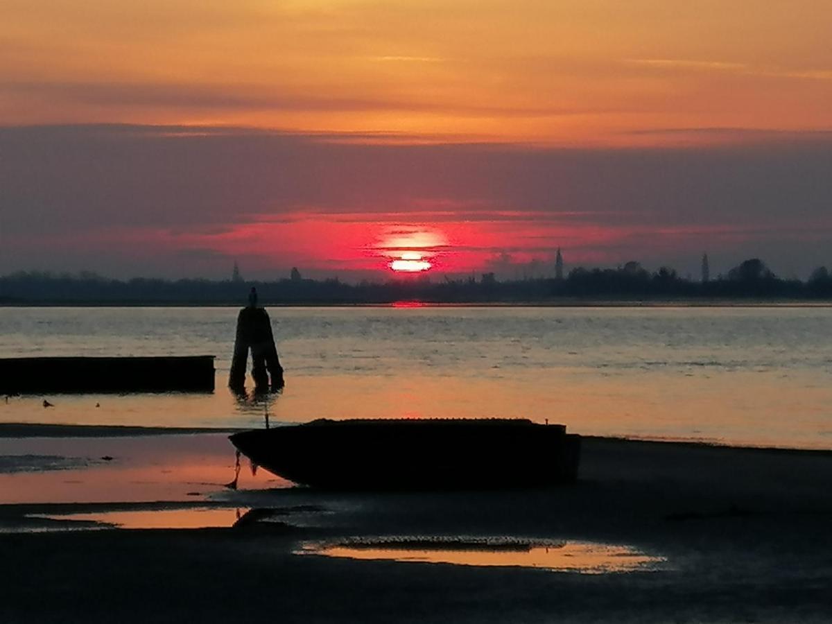 Orizzonte Marino Giallo Angolo Solare Verso La Laguna Cavallino-Treporti Exteriér fotografie